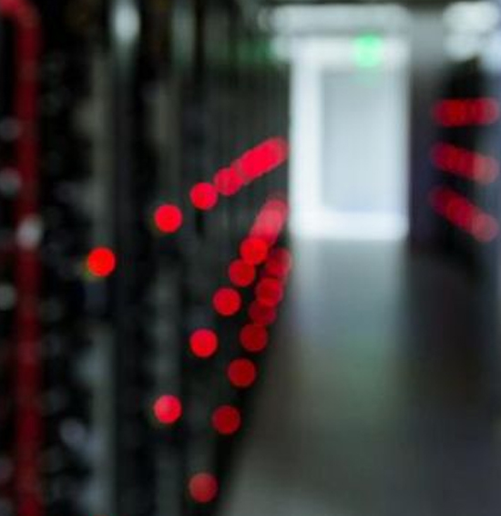 IDC圈时评：全球最大液冷数据中心投运，液冷生